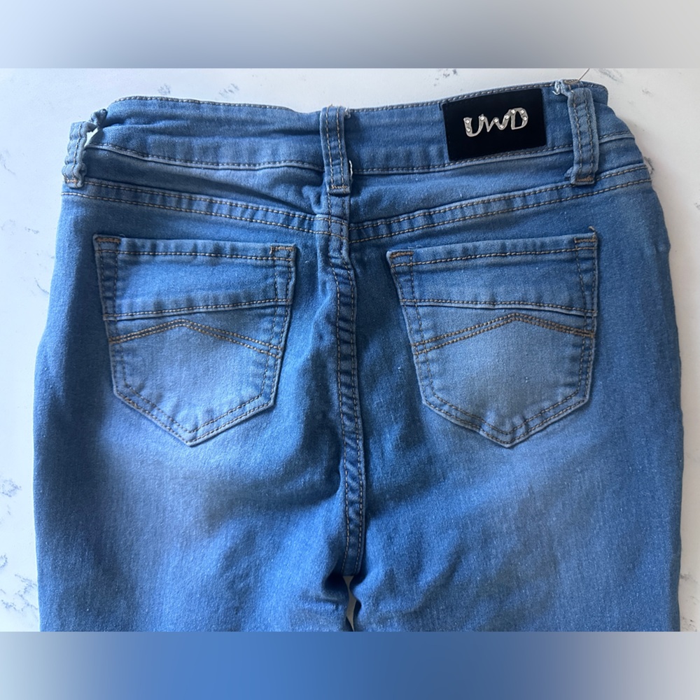 UWD Juniors/Women’s Y2K Ripped Denim Skinny Jeans size 5 - Picture 6 of 8